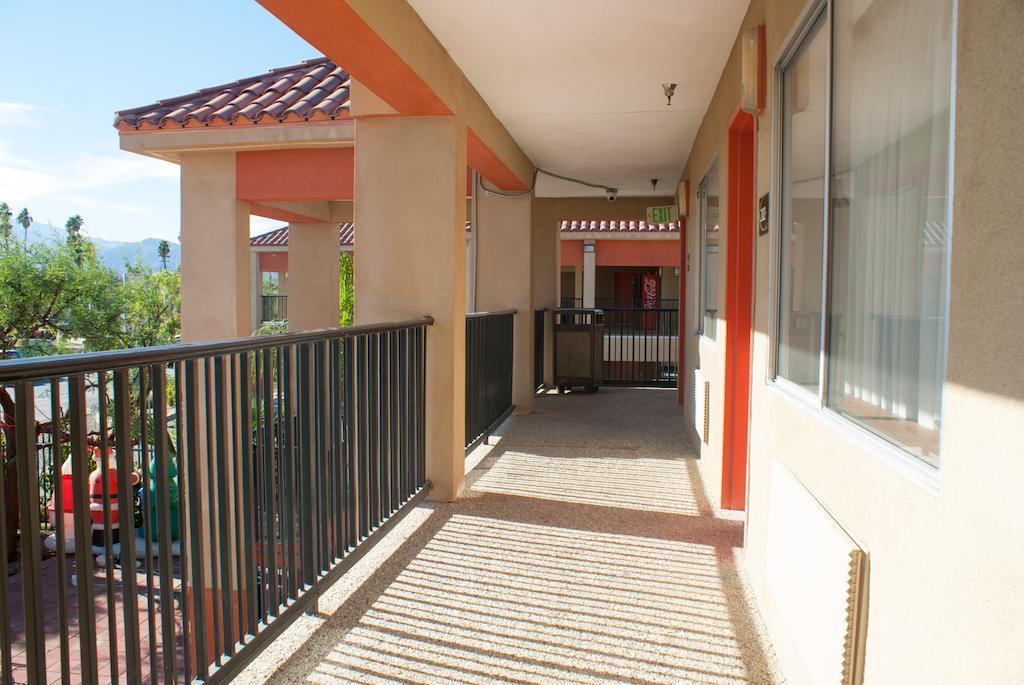Tuscany Manor Palm Springs Exterior foto